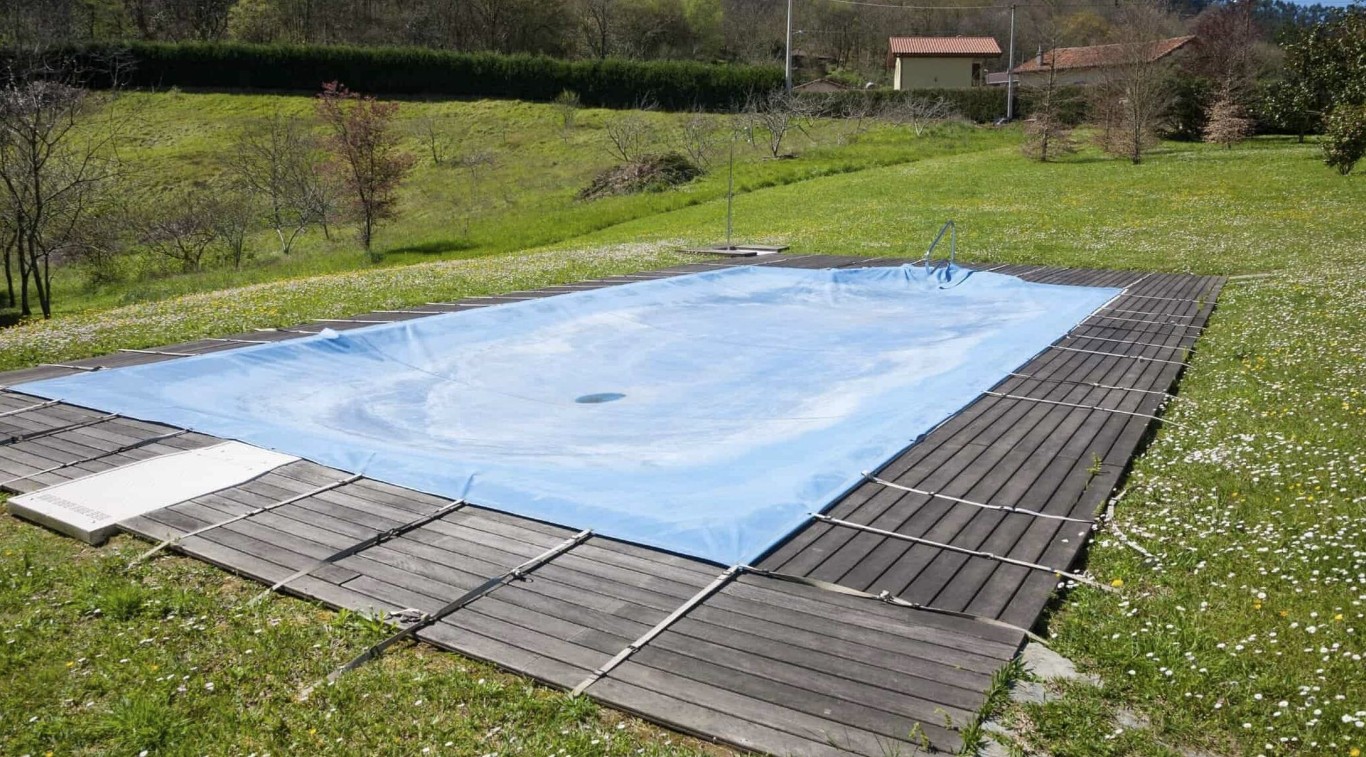 Pool Opening & Closing Services in South Gate, CA